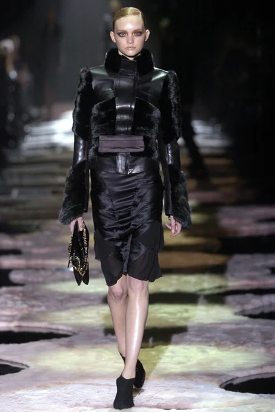 Look 14